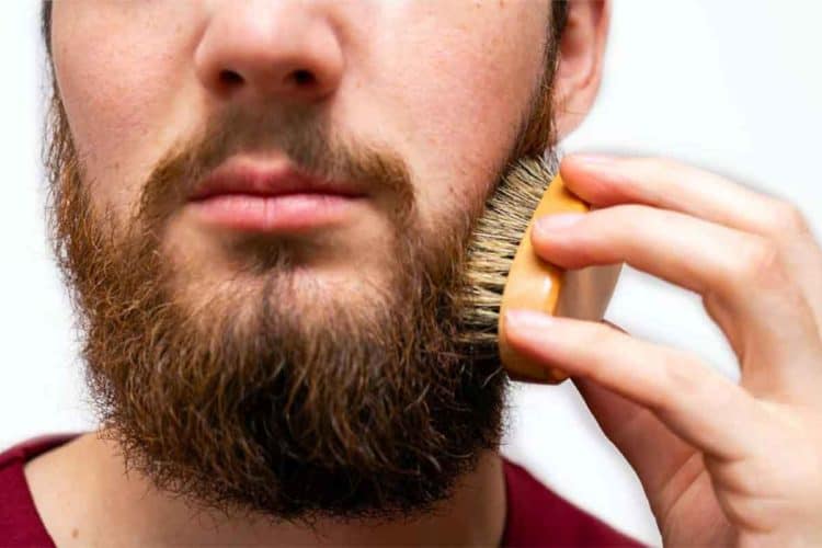 Use a good beard brush to detangle facial hairs before exfoliating.