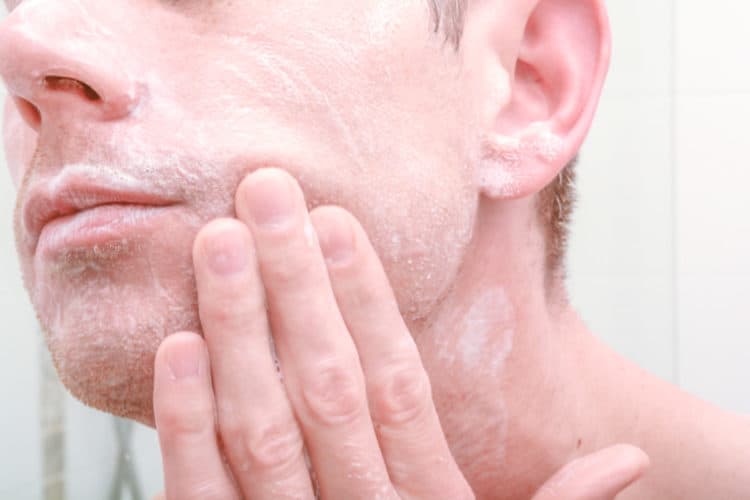 Learning how to apply a good aftershave product is a great way to heal skin irritation.