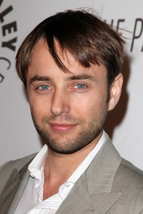 Vincent Kartheiser masking his hairline